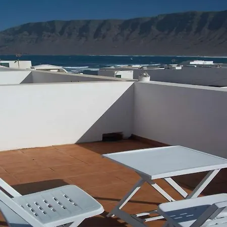 Apartment La Caleta Sleeps 6 Wifi *