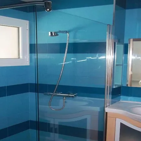 Apartment La Caleta Sleeps 6 Wifi Famara